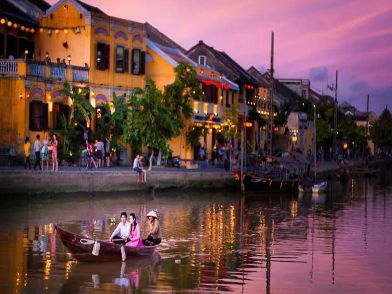 White Cloud Homestay Hoi An